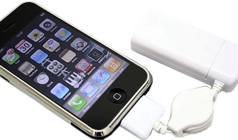 iPhone and iPod Emergency Charger | L053r's Blog