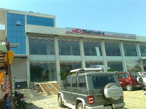 Mahindra Automobile Showroom - Chennai | Veethi