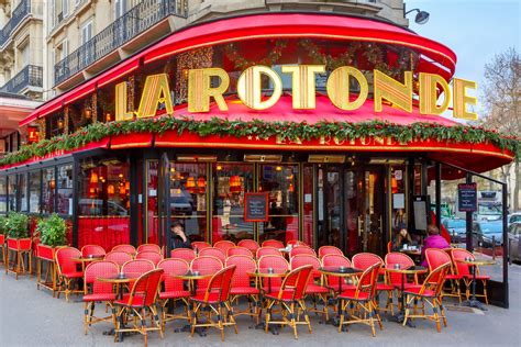 From Café de Flore to Le Procope: These Are the Most Iconic Cafés in Paris | Vogue