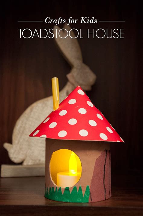 cardboard house . fun indoor activity for preschoolers and kindergardners. diy cardboard toy ...