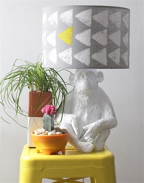 » MY DIY | Triangle Lamp