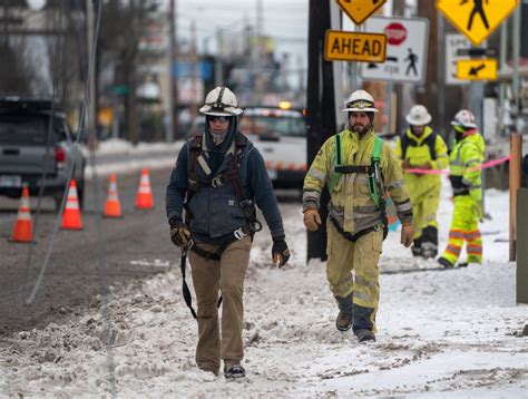 Portland area residents take ‘wait and freeze’ approach to power ...