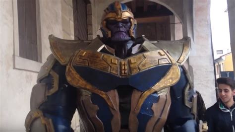 Insane Thanos Body Paint Cosplay Brings Marvel Comic Villain to Life — GeekTyrant