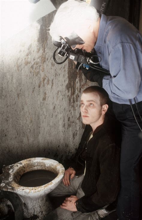 Ewan Mcgregor filming 'The Worst Toilet in Scotland' scene on the set of Trainspotting. : r ...