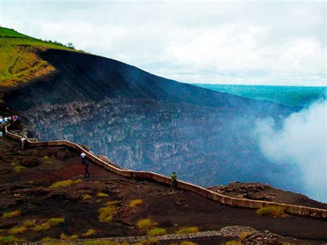 Masaya Volcano National Park & Handicraft Market | Nicaragua's Best Guides