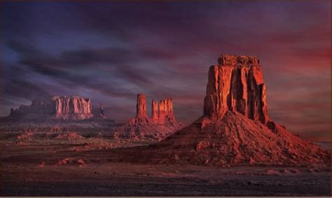 Monument Valley Sunrise