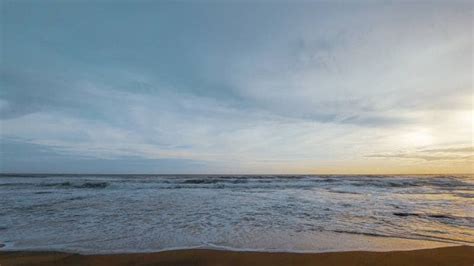 10 Rekomendasi Pantai di Garut yang kalian wajib dikunjungi