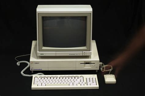 Amiga 1000 | Old computers, Commodore computers, Computer history