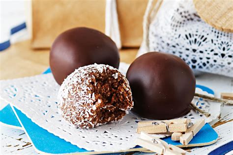 chocolate balls recipe with condensed milk