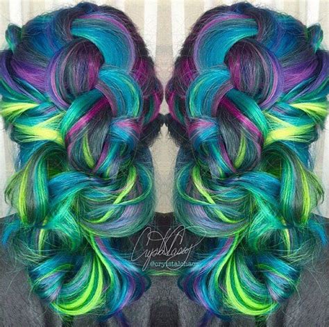 Aurora Borealis Hair Is the New Dreamy Trend in Rainbow Dye | Galaxy ...