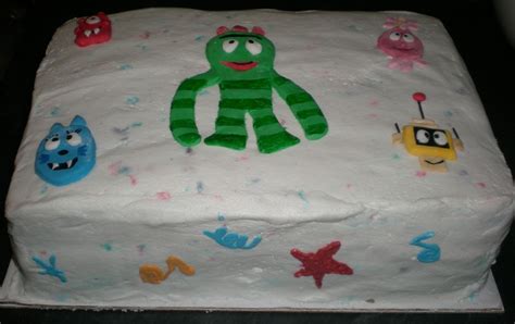 Yo Gabba Gabba Birthday Cake - CakeCentral.com