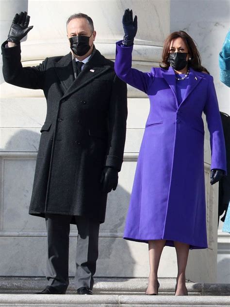 The Meaning Behind Kamala Harris' Purple Outfit On Her Inauguration | FPN