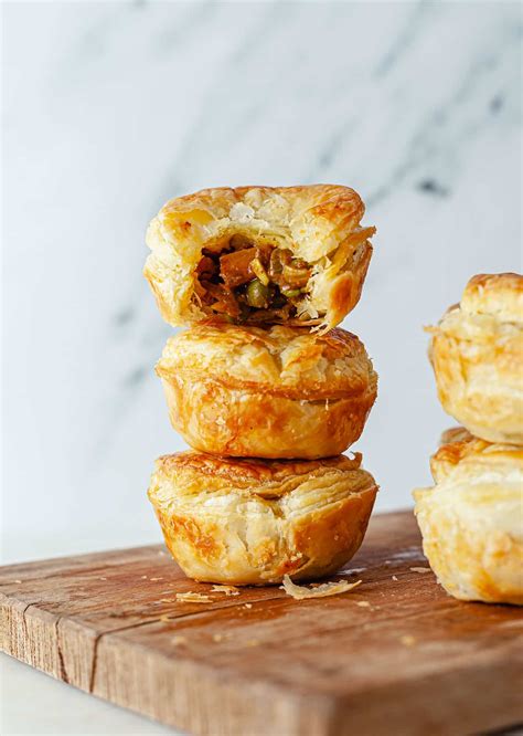 Mini Samosa Pies - SO VEGAN