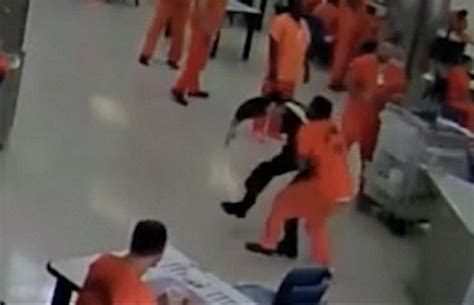 Inmate strangles Falkenburg prison guard with a towel | Daily Mail Online