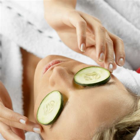 Cucumber on Eyes is a Beauty Hack or Source of Eye infection - MEDizzy ...