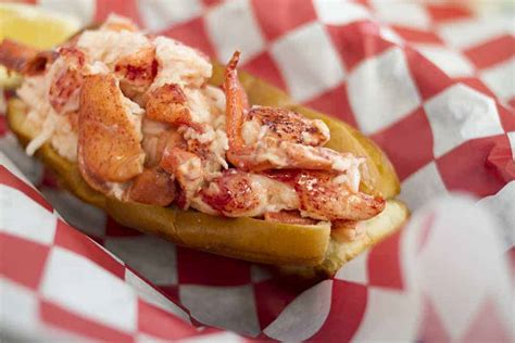 How to Make Maine Lobster Roll Recipe