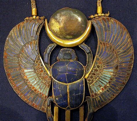 pendant, gold and stones/paste, Egyptian | Arte del antiguo egipto ...