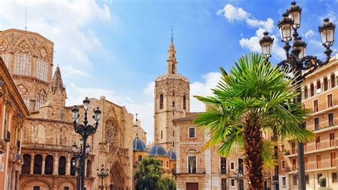 Valencia Cathedral, Valencia Architectural Gem! - Traveldigg.com