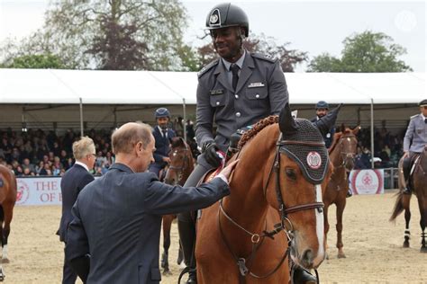 Abu Dhabi Police win individual and team competitions at Royal Windsor Horse Show - Yalla Abu ...