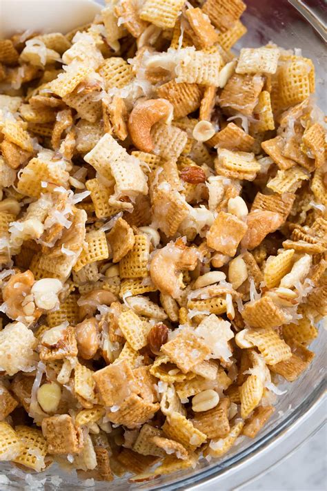 Sweet Holiday Chex Mix - Cooking Classy