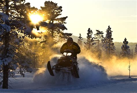 🔥 [50+] Snowmobile Wallpapers Desktop | WallpaperSafari