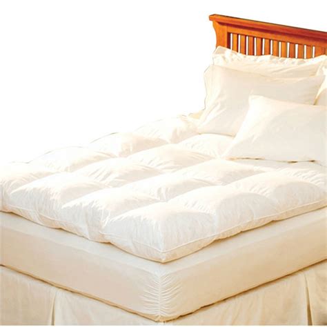 Queen size Feather Bed Topper with 100-Percent Cotton Quilted Baffle Box Design by Fast Furnishings