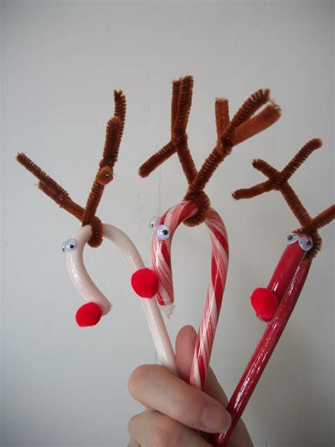 Candy Cane Reindeer Craft