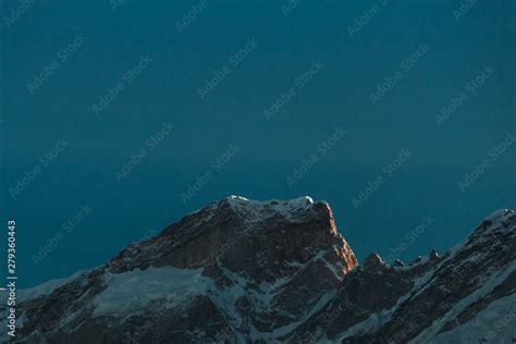 View of the snow covered mountains as seen from the Kedarnath Temple in ...