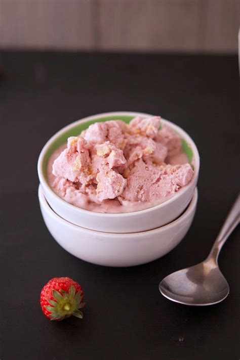 The Iron You: 3-Ingredient Crunchy Strawberry Ice-Cream