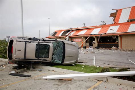 Photo gallery: Damage from the 2017 midtown tornado | Weather | tulsaworld.com