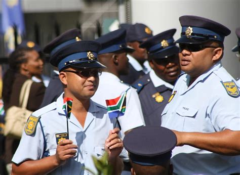 How to Become a Police Officer: SAPS Trainees