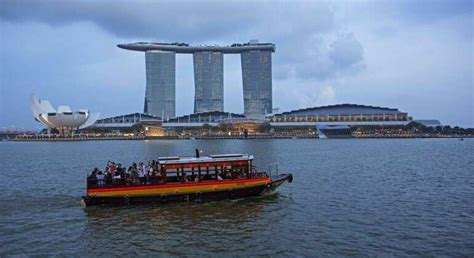 Singapore River Cruise - Singapore | FREETOUR.com