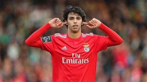 "Fake News" - João Félix, o novo rosto do branqueamento de capitais do ...