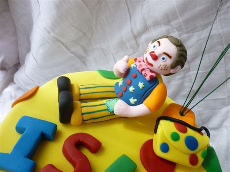 Mr Tumble Birthday Cake - CakeCentral.com