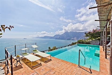 Villa Amalfi Coast 04 — Guests: 6 / Bdr: 3 / Bth: 3 - Arts and Leisure