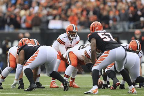 Former Patriots: Browns bring back Jacoby Brissett for bizarre fourth ...