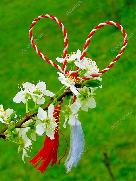 Martisor - romanian symbol of the beginning of spring. — Stock Photo © alinbrotea #44361461