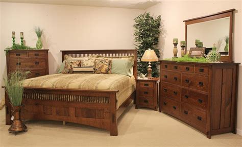 Amish Handcrafted Dutch Country Prairie Bed | Southern Outdoor Furniture