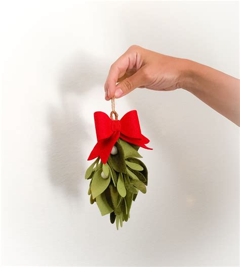 Felt Mistletoe Christmas Mistletoe With Bow Handmade - Etsy Canada