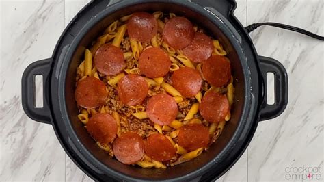 Crockpot Pizza Pasta in the Express Crock