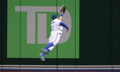 Kevin Pillar takes flight for another ‘Catch of the Year’ candidate ...