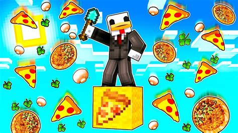 SOPRAVVIVO SOPRA UN SOLO BLOCCO DI PIZZA - MINECRAFT ITA - YouTube