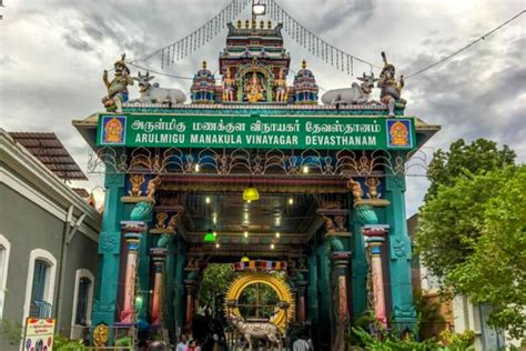 Arulmigu Manakula Vinayagar - The oldest temple in Puducherry.