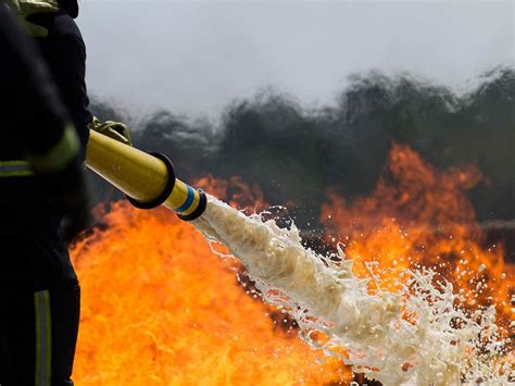 Firefighting Foam Protection for Class B Combustible Liquids | UL Solutions