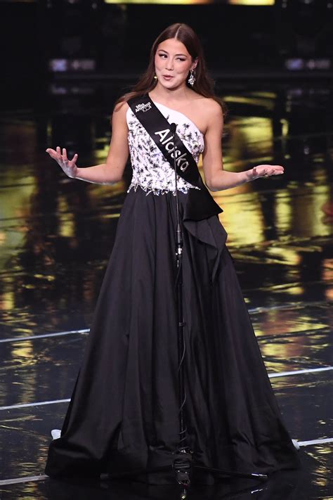 Who is Miss America 2022 winner, Emma Broyles? | The US Sun