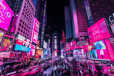 Vibrant Nighttime Photos of Times Square's Neon Lights by Xavier Portela