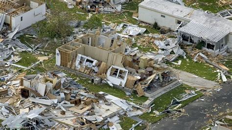 Hurricane Iniki - Information On Kauai Hawaii