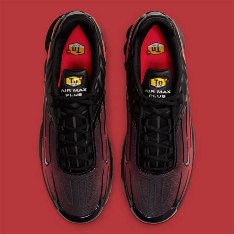 Nike Air Max Plus 3 Radiant Red Black CT1693-002 | SneakerNews.com