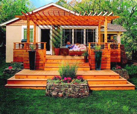 29 Easy Redwood Deck Plans you should try for your backyard | Awesome ...