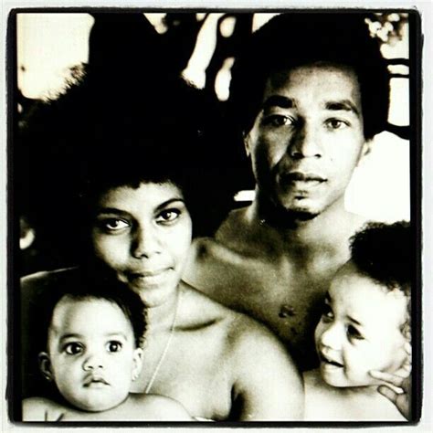 Claudette Robinson and Smokey Robinson with their two children | Black music artists, Smokey ...